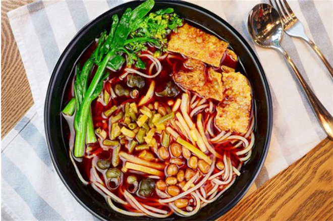 姚掌柜螺螄粉加盟