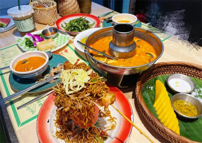 泰坦象泰国大排档加盟