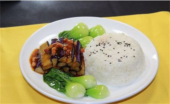 放鹅郎中式快餐加盟