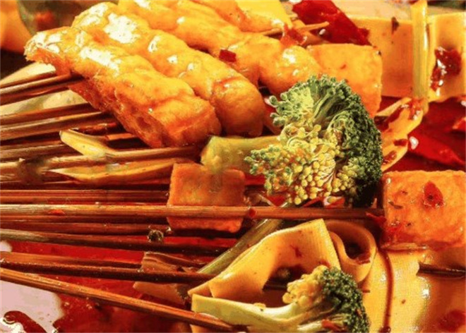 佰人王串串香火锅加盟