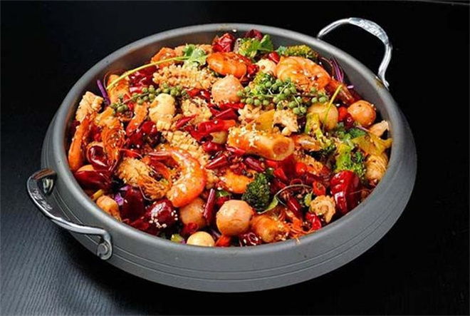 吉外婆冒菜加盟