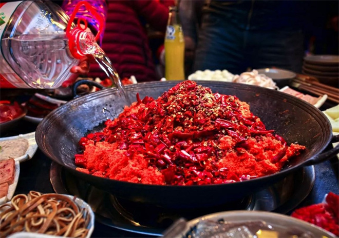 渝岸花开老火锅 渝岸花开老火锅