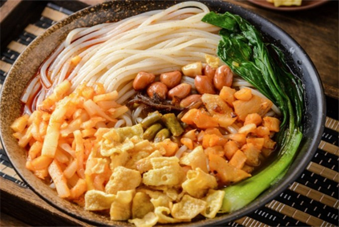 薯事薯飞螺蛳粉加盟