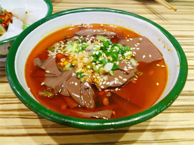 乌纱冒血旺冒菜