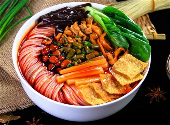 覃记柳州螺蛳粉加盟