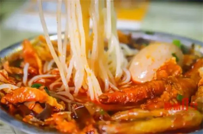 小桂子螺蛳粉加盟