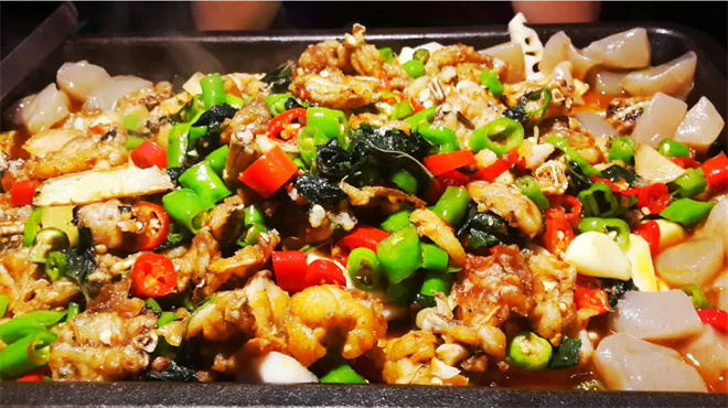 蛙小柒炭烧牛蛙