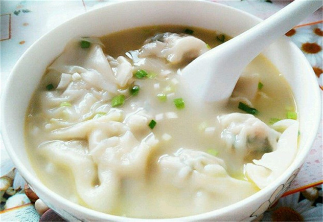 胖胖煮脆皮馄饨加盟