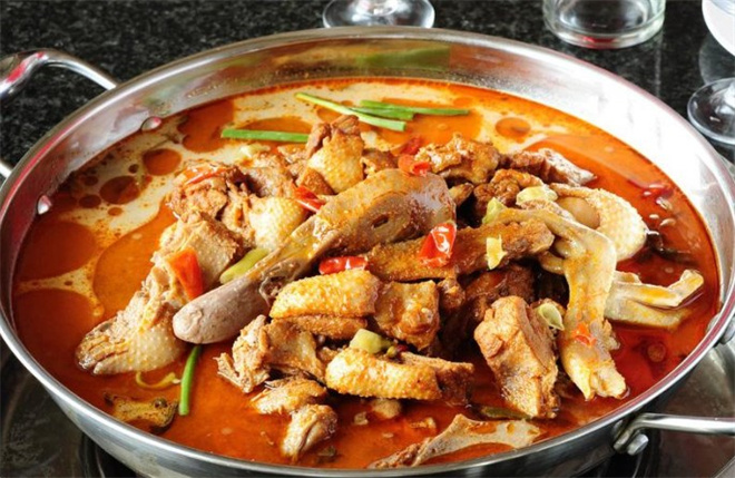 江边码头鸭火锅