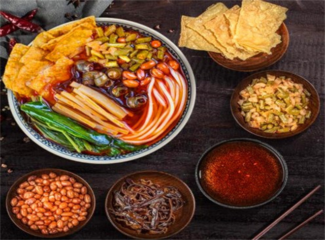 八香婆柳州螺蛳粉