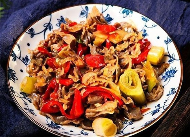 炒老板泡椒三绝加盟