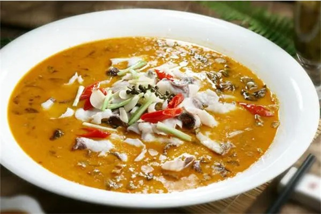 阿鱼婆酸菜鱼 阿鱼婆酸菜鱼