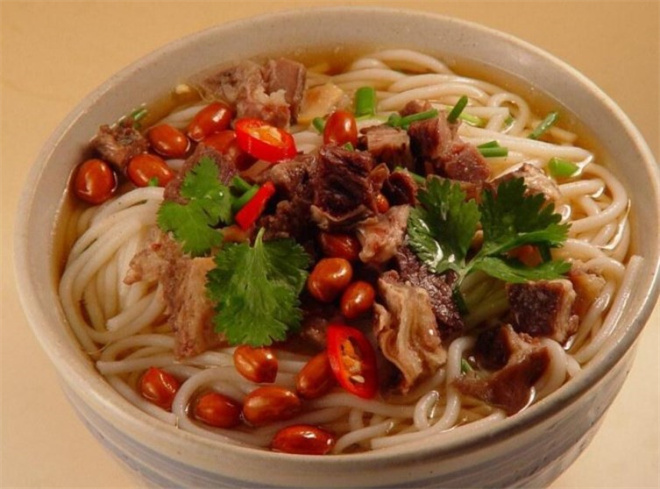 陈半天老米粉加盟