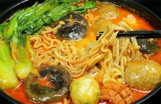 煮公面圣麻辣烫加盟