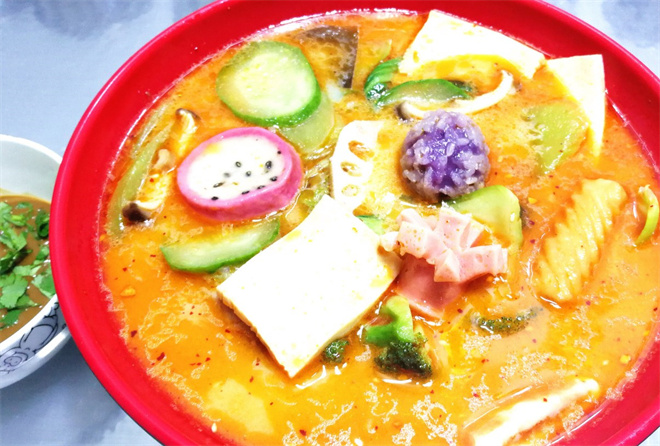 无奇骨汤麻辣烫