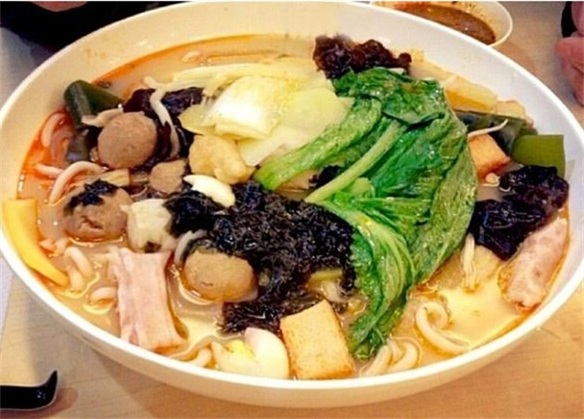 吕阿婆骨汤麻辣烫加盟