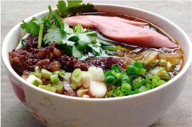 煮公面圣麻辣烫加盟