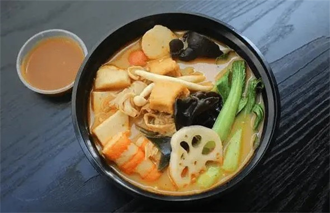 龙门煮麻辣烫加盟