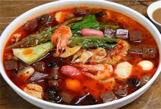 龙门煮麻辣烫加盟