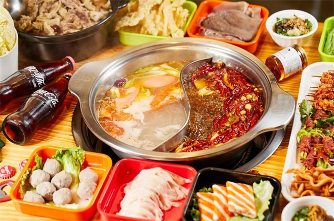 潮鲜豪泰式火锅