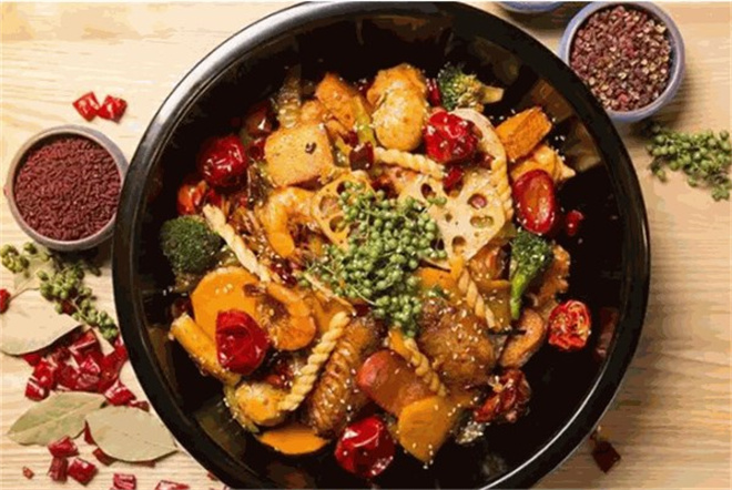 鑫川香麻辣香锅加盟