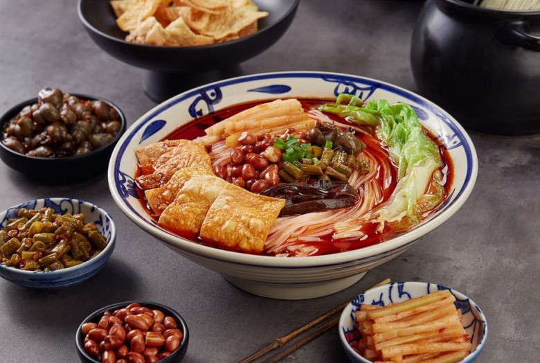 莫老爷螺满地螺蛳粉加盟