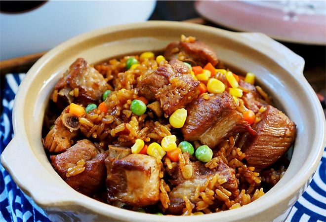 犟师傅排骨米饭