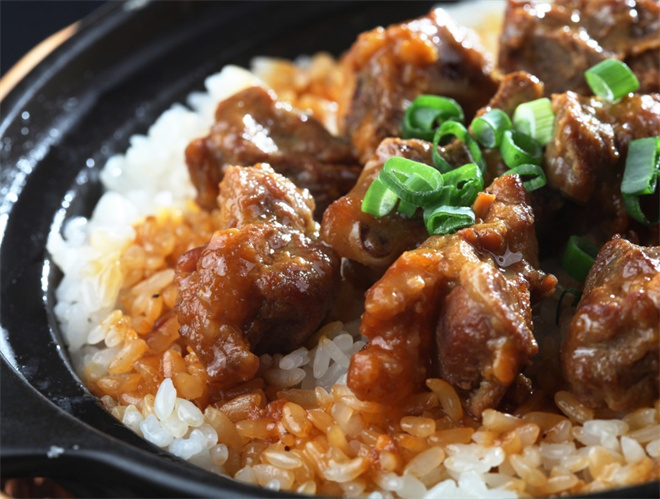 沸腾玖玖排骨米饭