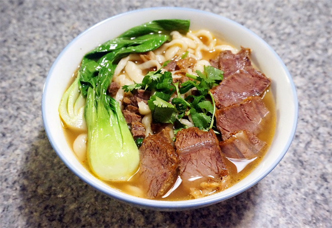 牛记汇峰牛肉面