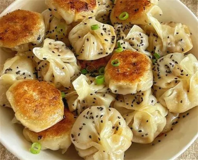 邱吖拇指生煎包.馄饨王加盟