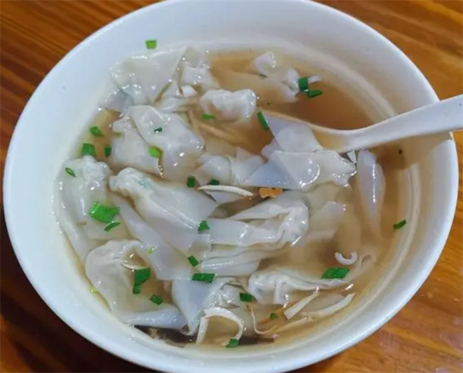 堆儿笑馄饨加盟