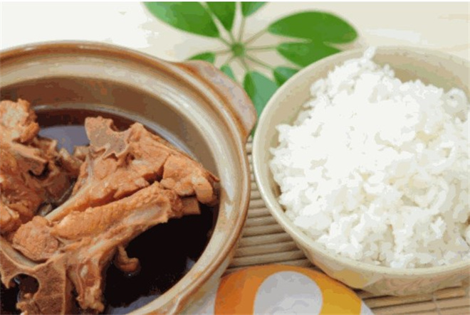 明阳春排骨米饭加盟