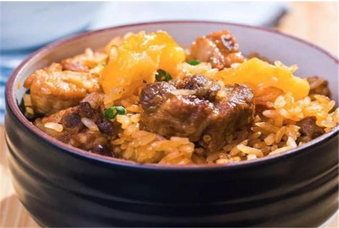 稻花香排骨米饭