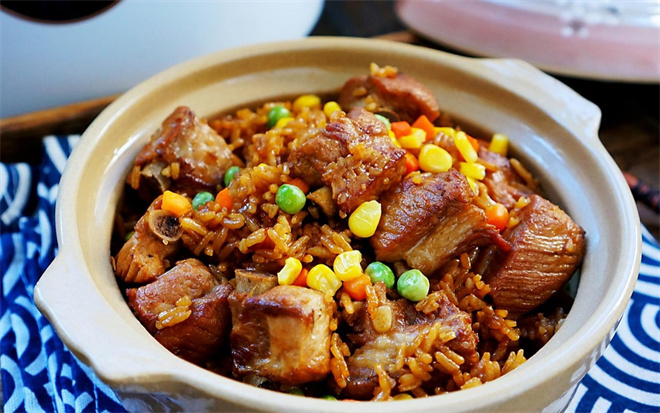 稻花香排骨米饭