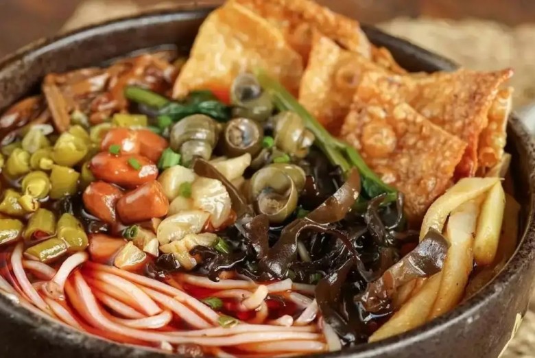 人人嗦新派柳州螺蛳粉加盟