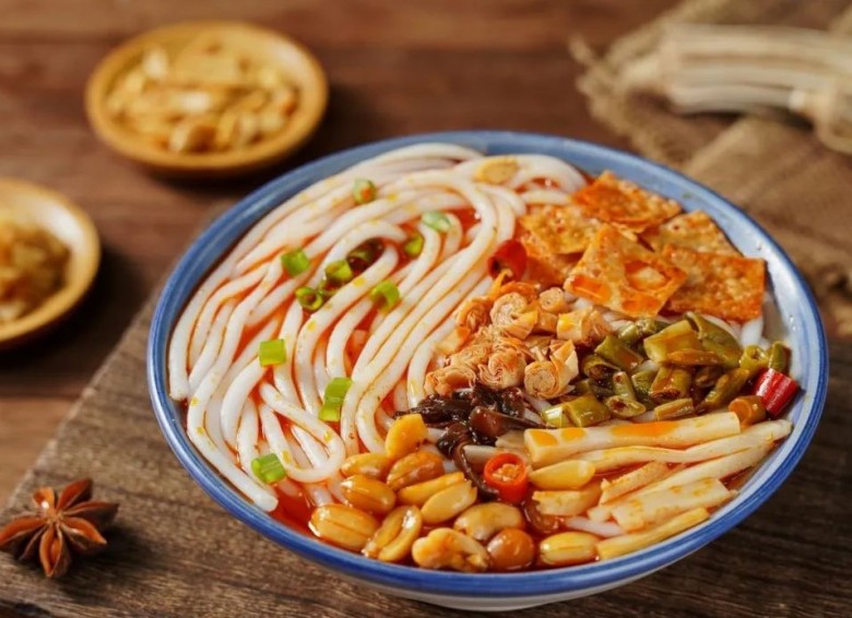 梁公婆螺蛳粉加盟