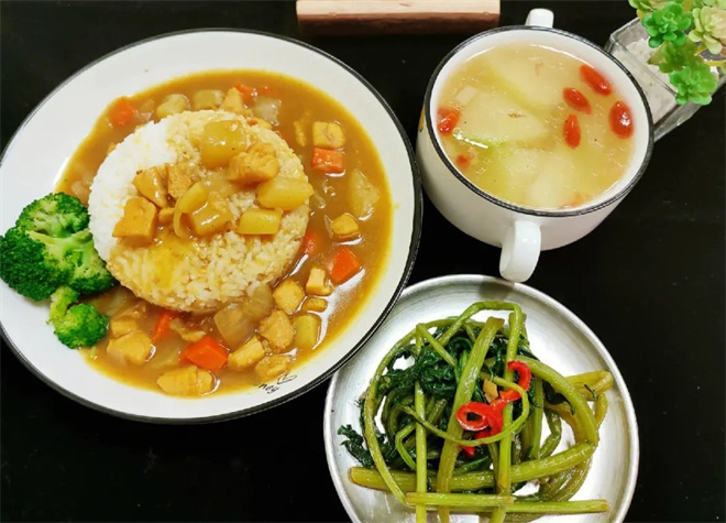 小禾苗快餐 小禾苗快餐