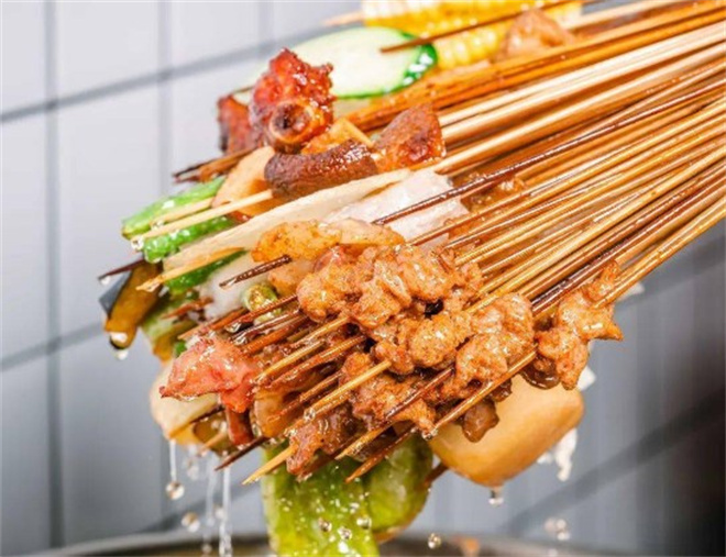 季隆冷锅串串加盟 季隆冷锅串串加盟