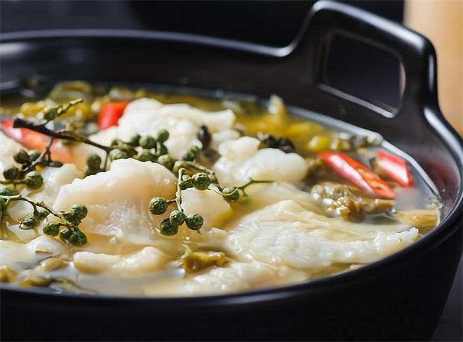 鱼诺专业酸菜鱼火锅