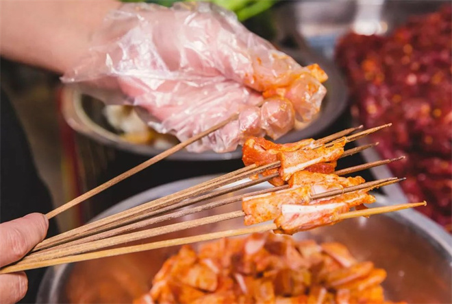 川串超人串串香