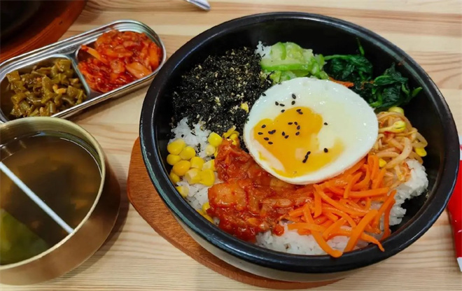 朴小朴韩式石锅拌饭