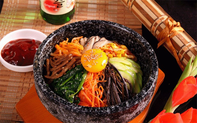 韩记石锅拌饭加盟