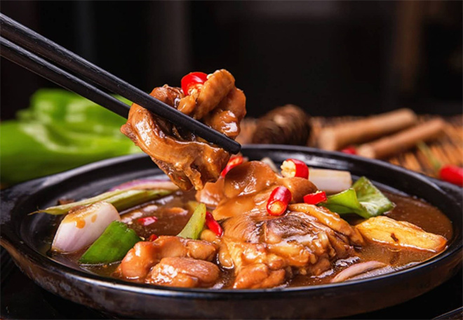 味湾黄焖鸡米饭