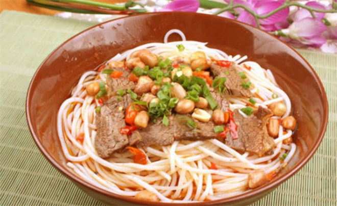 郑可以桂林米粉