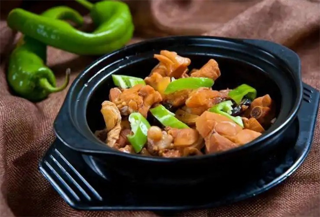 小五义黄焖鸡米饭加盟