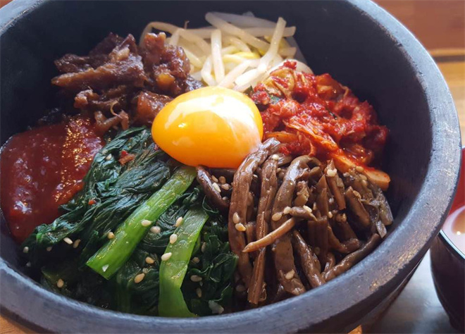 新韩尚韩式石锅拌饭加盟