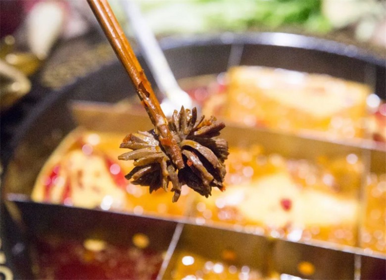 渝城幺妹老火锅加盟