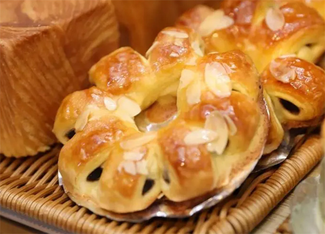 顶香居面包蛋糕加盟