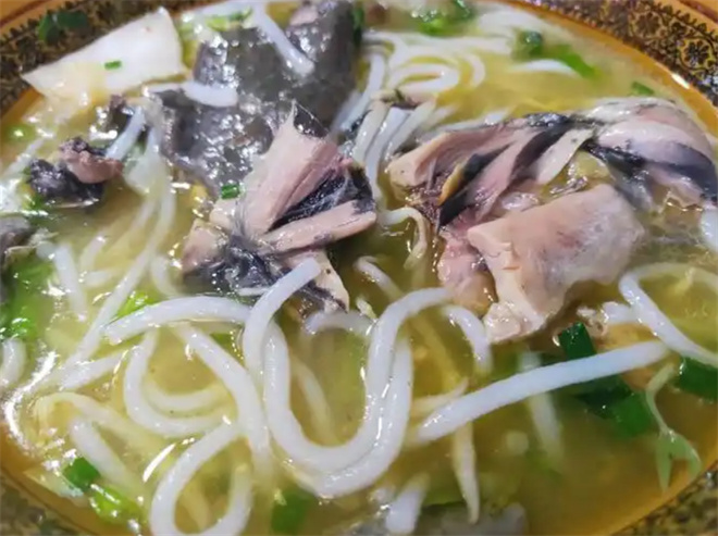 云味坊土鸡米线加盟