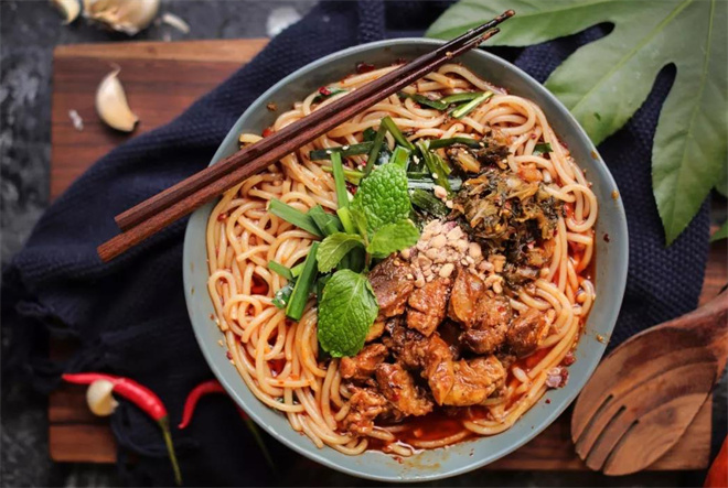 傣三鲜小锅米线